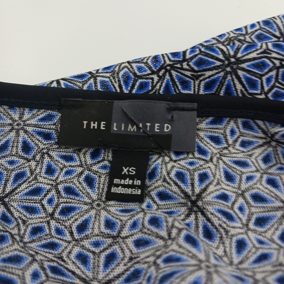 The Limited Geometric Blouse Sheer Keyhole Top Size XS 3/4 Sleeve Womens - Picture 5 of 5